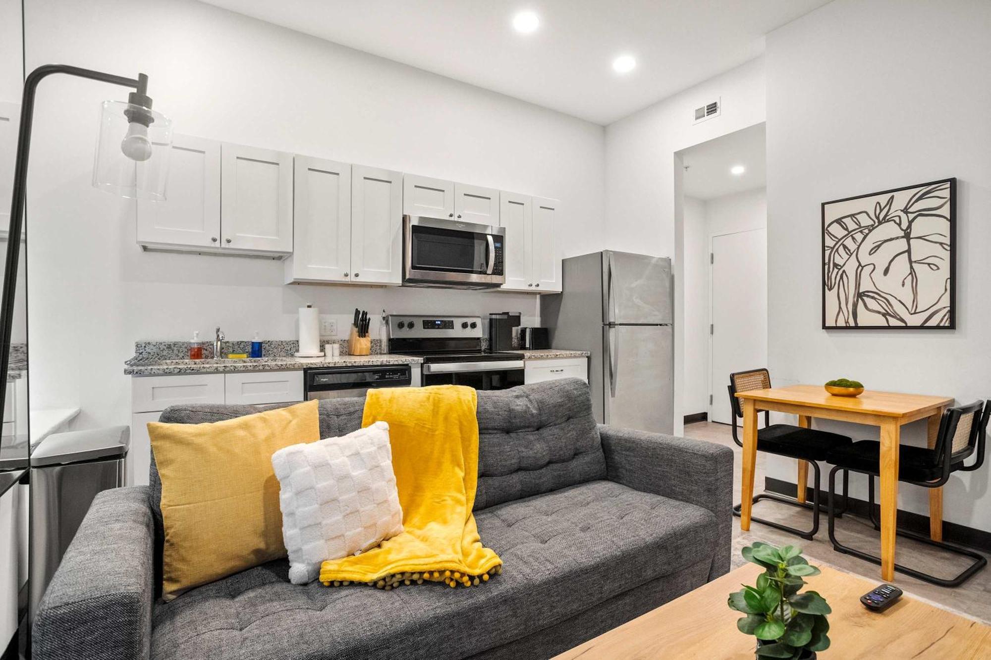 Apartment Cozysuites Stunning 1br In Downtown Pitts #9 *